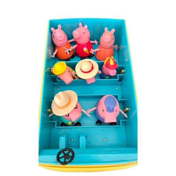 Peppa Pig Family Camper Van Vintage 2003 Car made in UK - Picture 10 of 13